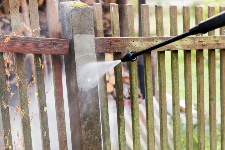 Deck & Fence Cleaning by Dream Team Improvements